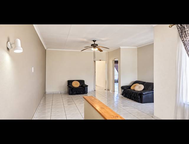 5 BEDROOM FREEHOLD FOR SALE IN ELSPARK